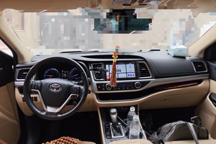 Used Toyota Highlander 2018 2.0T Four-Wheel Drive Luxury Edition 7 Seats China V Emission Standard