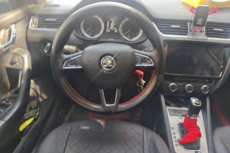 Used Skoda Octavia 2020 1.5L Automatic SmartDrive Luxury Edition
