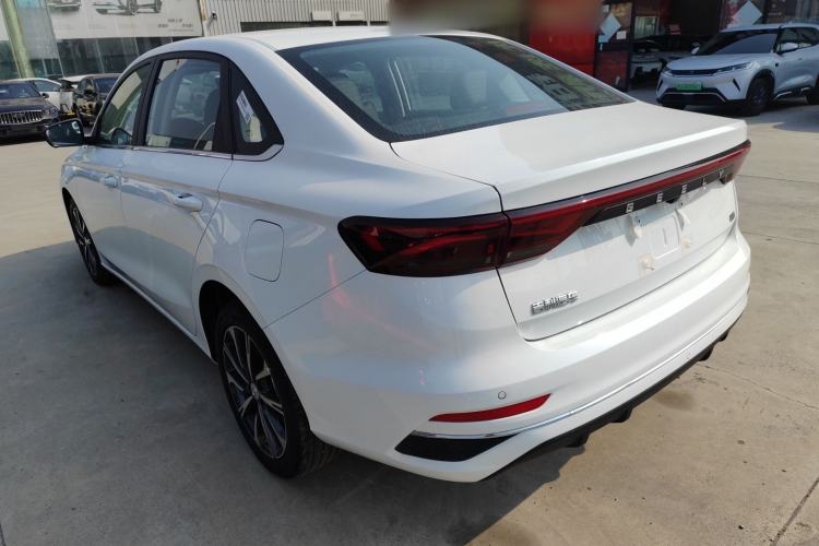 Used Geely Auto Emgrand 2026 Model 4th Generation 4 Millionth Anniversary Edition 1.5L CVT Feiyue Edition
