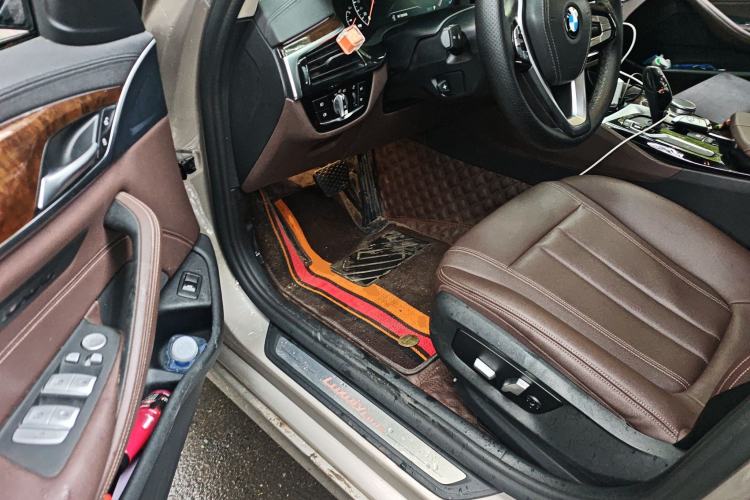 Used BMW 5 Series 2019 525Li Luxury Package