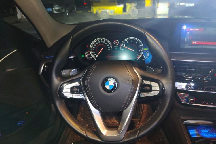 Used BMW 5 Series 2018 530Li Leading Edition Luxury Package
