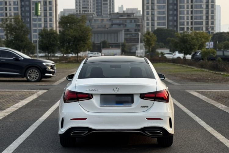 Used Mercedes-Benz A-Class 2021 A 200 L Sport Sedan Fashion Model
