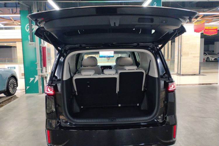 Used VOYAH Dream 2025 PHEV Four-Wheel-Drive Flagship Version – Qiankun Edition