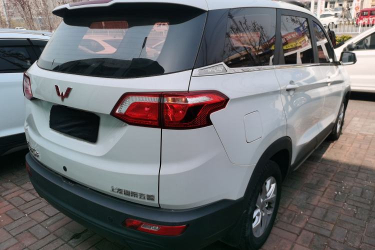 Used Wuling Hongguang S3 2018 1.5L Manual Comfort Model China V Standard