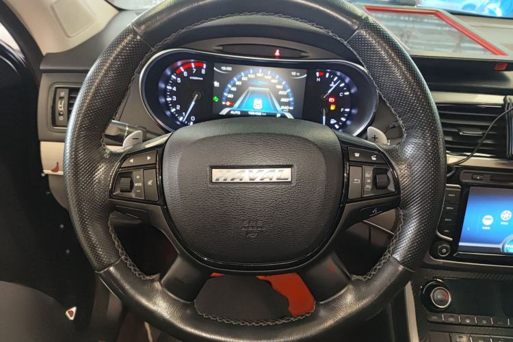 Used Haval H8 2017 2.0T Gasoline Four-Wheel Drive Luxury Model