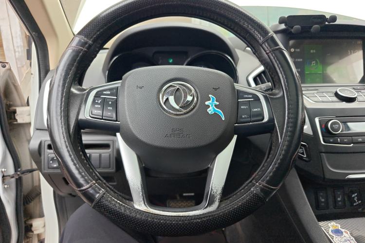 Used Dongfeng Aeolus AX7 2015 2.3L Automatic ZhiZun Version
