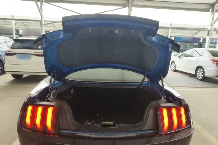 Used Ford Mustang 2018 2.3L EcoBoost Trunk