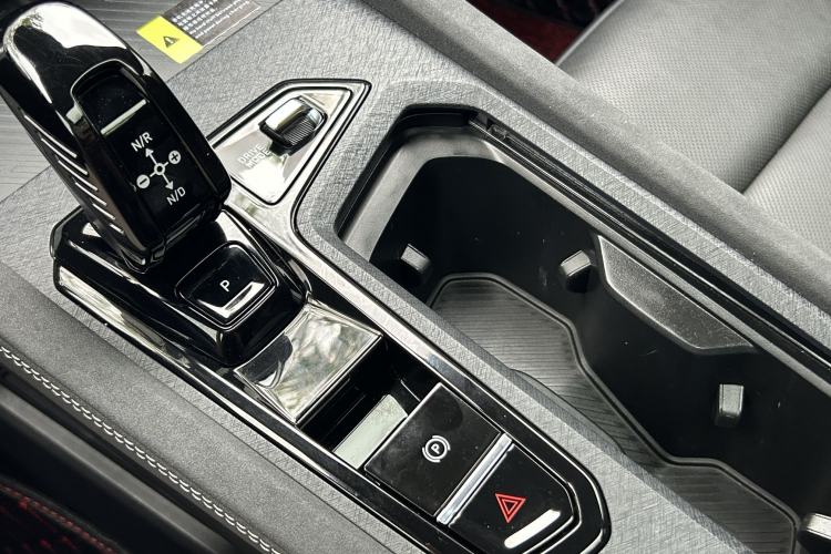 Used Lynk & Co 03 2023 1.5TD DCT JingPro Gear Lever