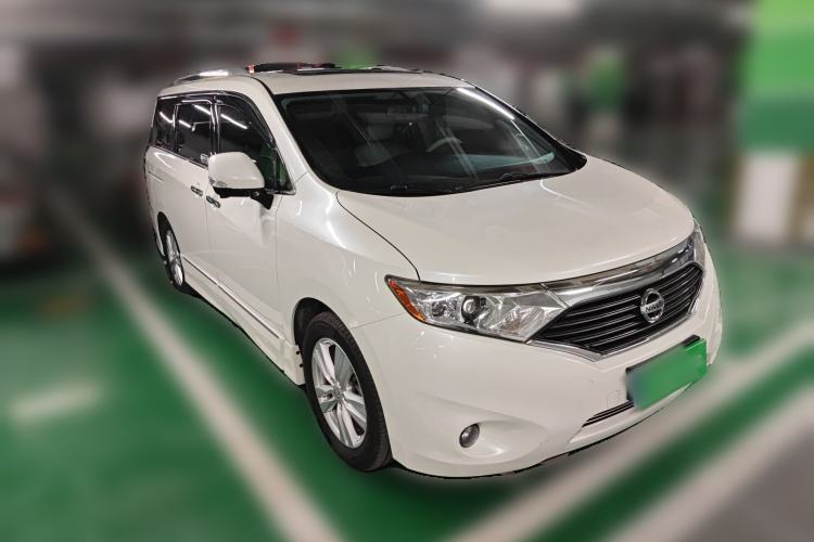 Used Nissan Quest 2015 3.5L SL Front Right 45 Deg