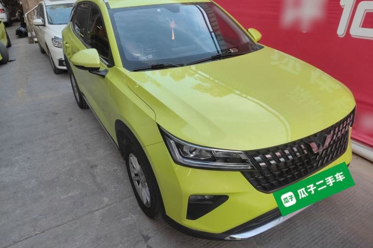 Used Wuling Alvez 2022 1.5L Manual Comfort Version Exterior 2