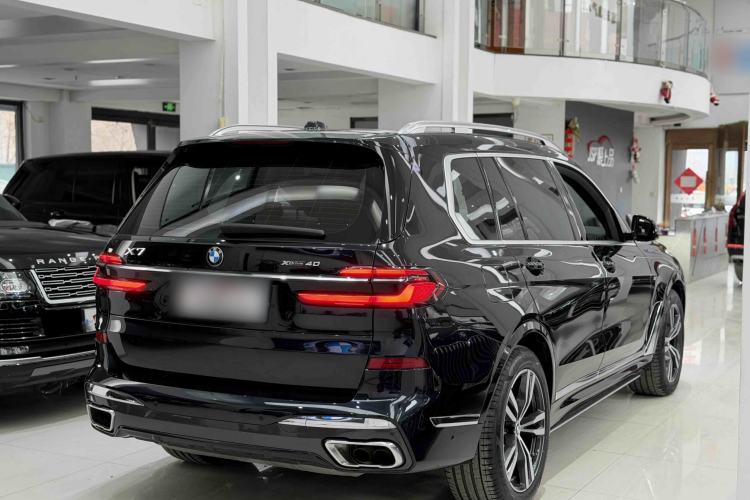 Used BMW X7 2023 xDrive40i Luxury M Sport Package Exterior 5