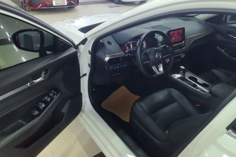 Used Nissan Teana 2021 2.0L XL Upper AD1 Smart Drive & Navigation Edition Driver Seat