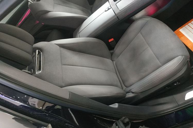 Used VOYAH PASSION 2024 PHEV Four-Wheel Drive Ultra-Long Range Flagship Model
