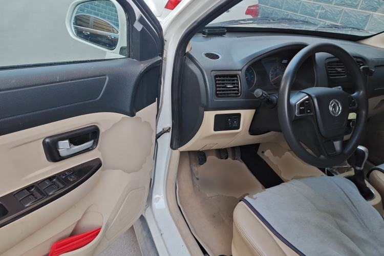 Used Dongfeng Fengon 370 2016 1.5L Manual Standard Edition SFG15-02 7 Seats
