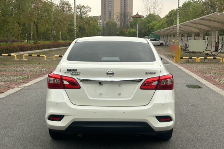 Used Nissan Sylphy 2024 Classic 1.6XE CVT Comfort Edition Exterior 5