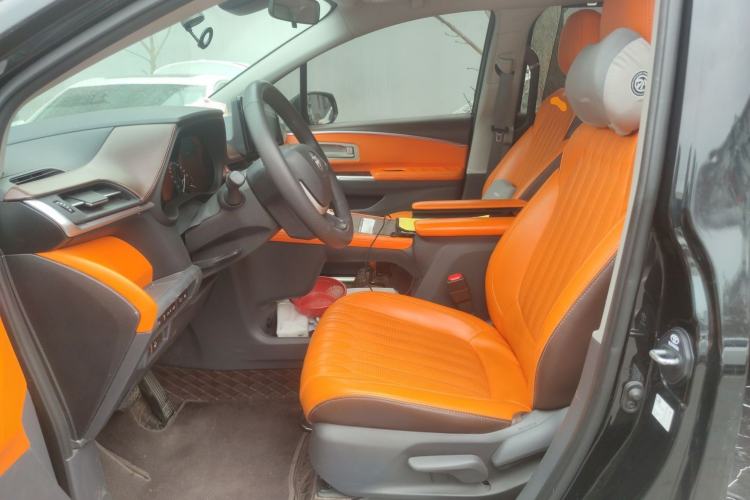 Used Toyota Granvia 2023 2.5L Hybrid Comfort Edition