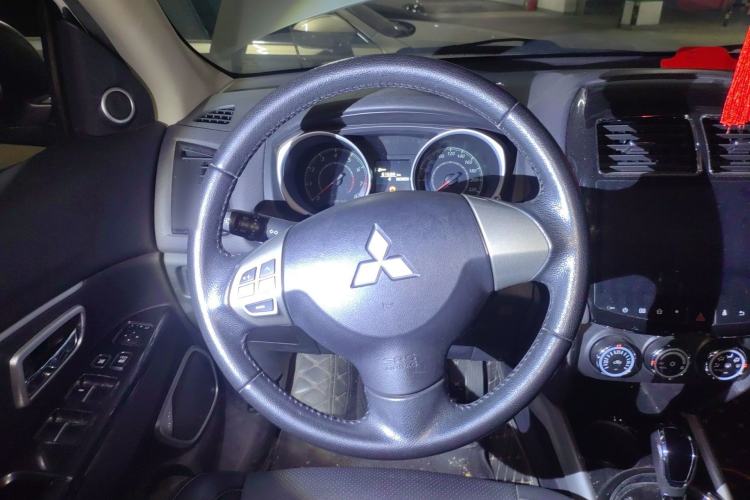 Used Mitsubishi ASX 2018 2.0L CVT Two-Wheel Drive Deluxe Edition
