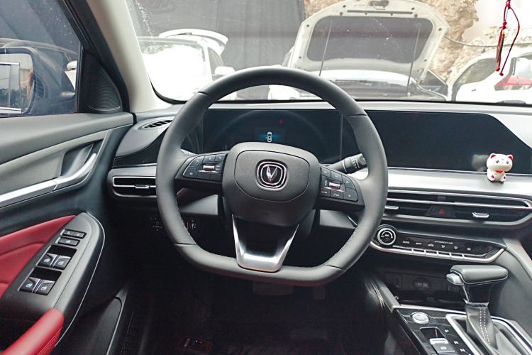 Used CHANGAN Eado 2021 PLUS Blue Whale NE 1.4T GDI DCT Prestige Model
