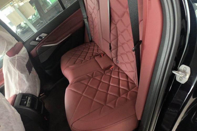 Used BMW X5 2023 xDrive 30Li Luxury M Sport Package