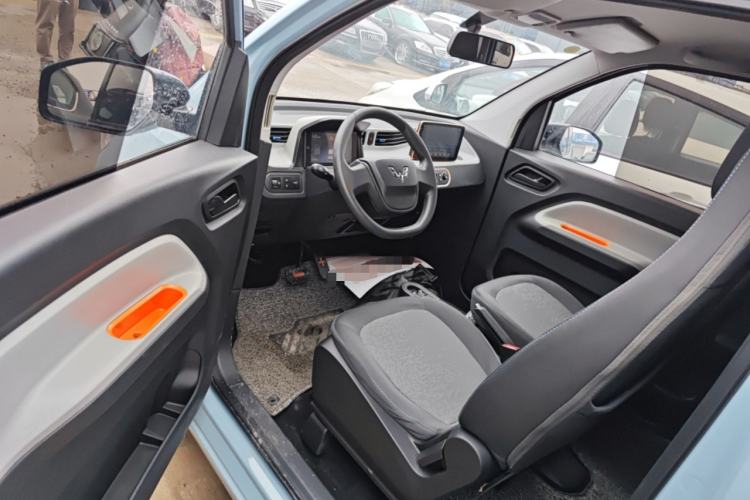 Used Wuling Hongguang MINIEV 2020 Enjoyment Model Lithium Iron Phosphate Driver Seat