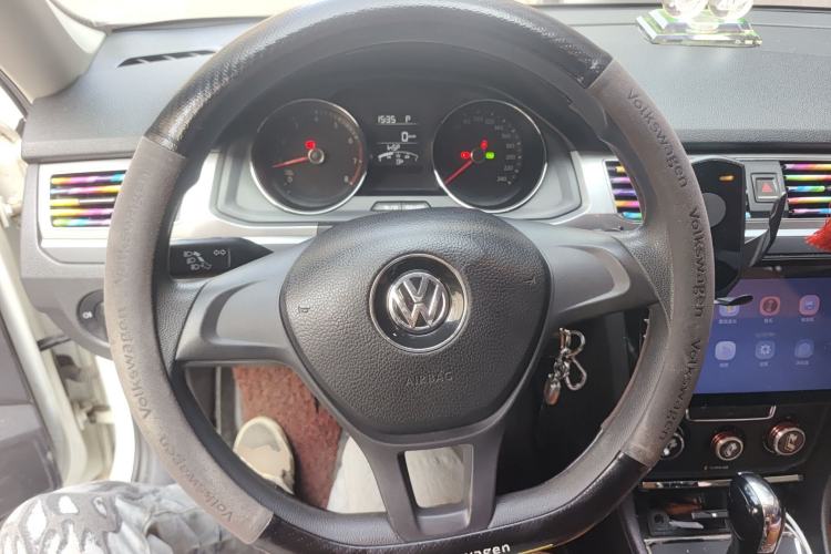 Used Volkswagen Bora 2016 1.6L Automatic Fashion Model
