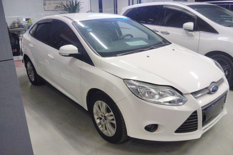 Used Ford Focus 2012 Sedan 1.6L Manual Comfort Model