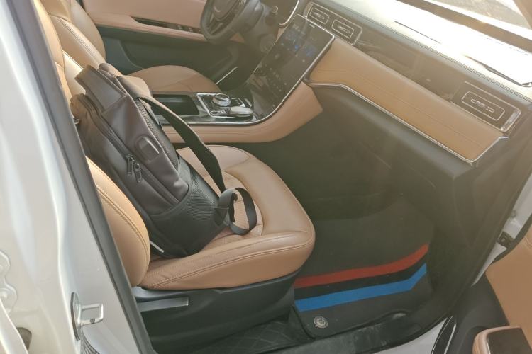 Used Sinotruk VGV U75PLUS 2021 2.0 TGDI Fun-Seeking Mountain Edition 7 Seats
