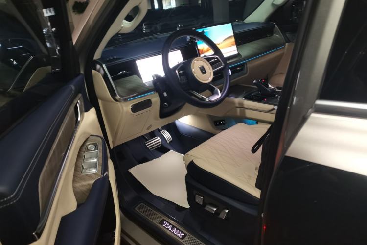 Used Tank 500 New Energy 2024 Hi4-T Left Front Seat