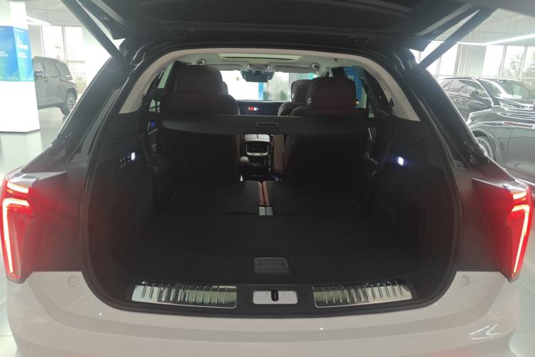 Used Hongqi E-HS9 2022 660 km Range Flagway Edition Six Seats