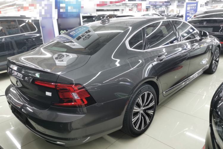 Used Volvo S90 New Energy 2022 Restyled T8 E-Drive Hybrid Zhiyi Luxury Edition Rear Right 45 Deg