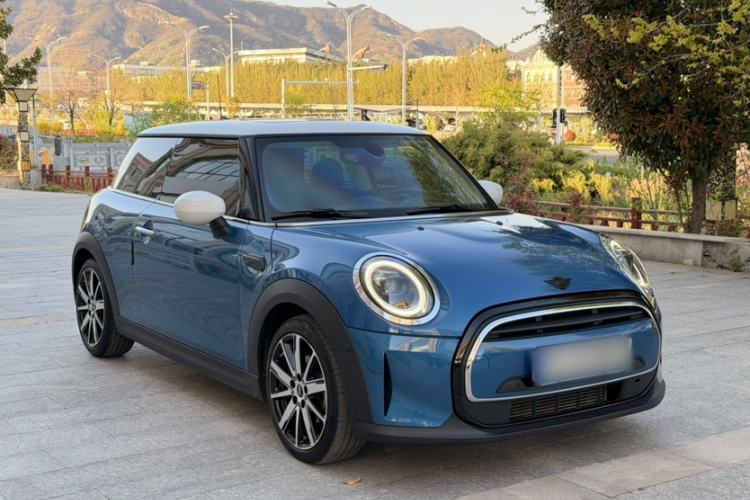 Used MINI 2022 1.5T COOPER Artist