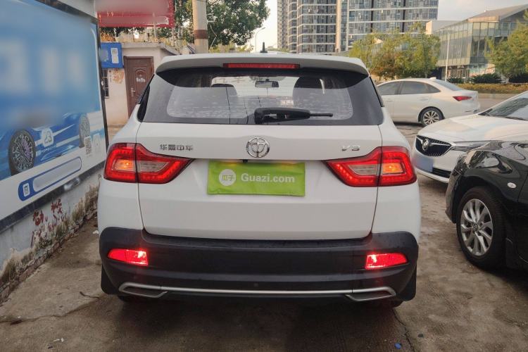 Used Brilliance V3 2017 1.5L Manual Smart Model