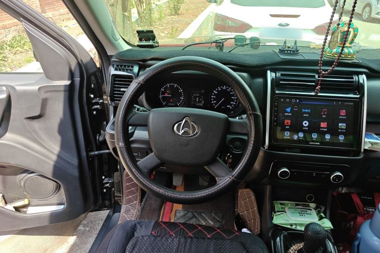 Used CHANGAN OSHAN X70A 2019 1.5L Manual Basic Version China VI Standard
