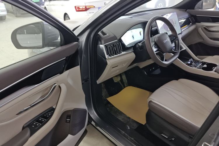 Used BYD Song PLUS New Energy 2025 EV Intelligent Driving Version 520km Premium Model
