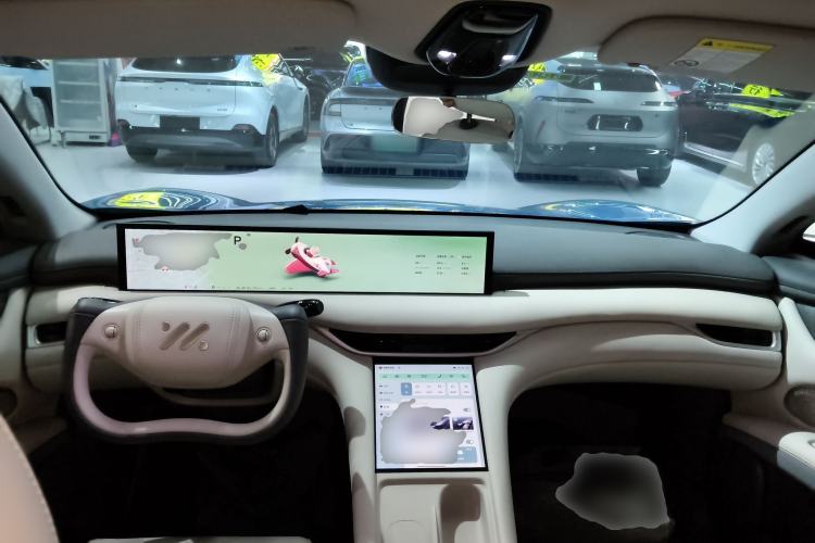 Used IM LS6 2025 Lingxi Intelligent Driving Edition Center Console