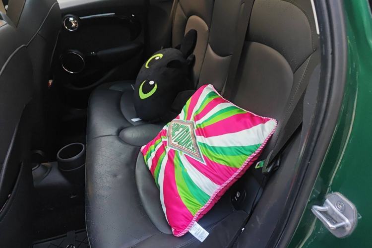 Used MINI 2020 1.5T COOPER Artist Five-Door Edition Left Rear Seat