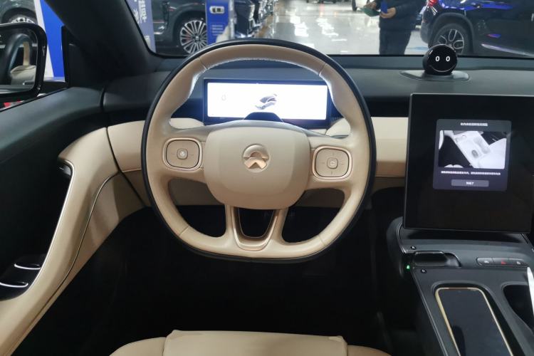 Used Nio ET5T 2023 75 kWh Touring Steering Wheel