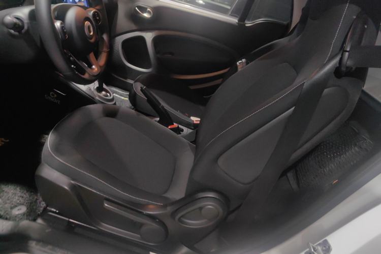 Used smart fortwo 2019 0.9T 66kW Hardtop Wind Power Edition China VI