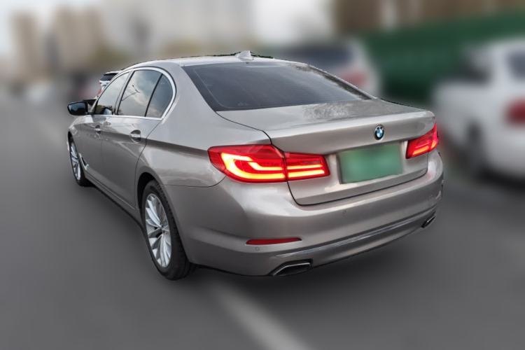 Used BMW 5 Series 2018 525Li Luxury Package

