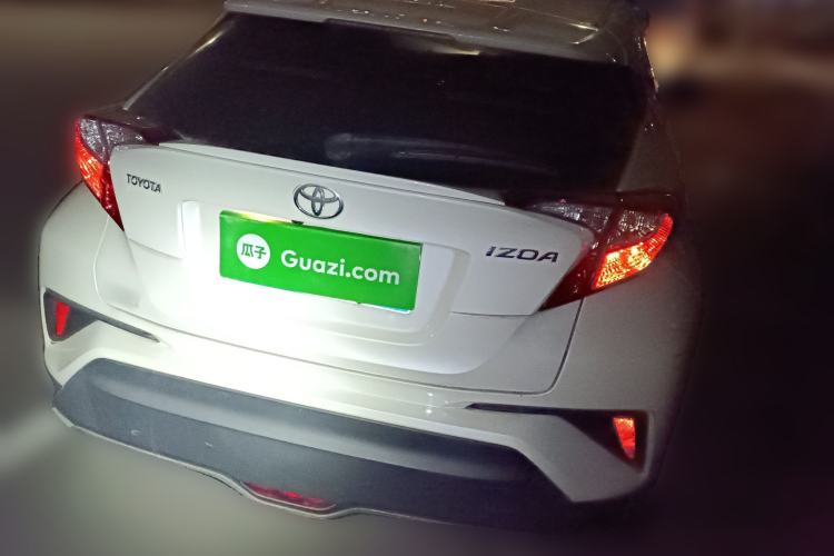 Used Toyota IZOA 2018 2.0L Yichi Version China VI Standard