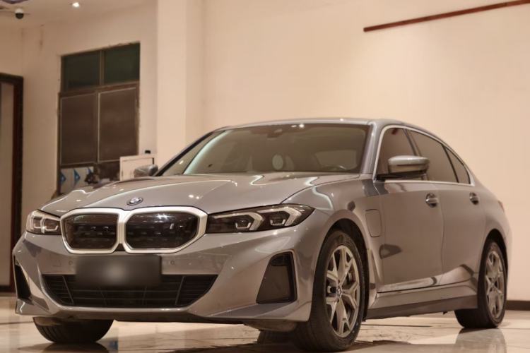 Used BMW i3 2022 eDrive 35 L
