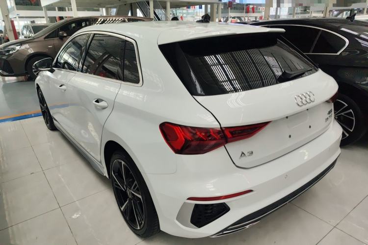 Used Audi A3 2024 Sportback 35 TFSI Fashionable Sports Model
