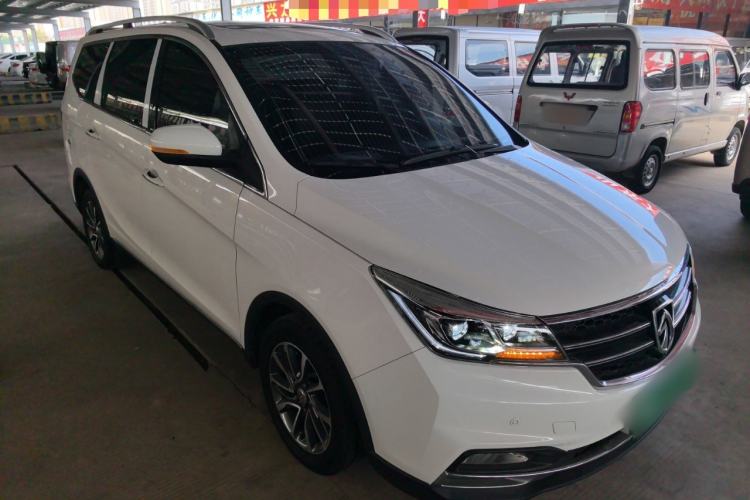 Used Baojun 730 2017 1.5T DCT Flagship Model 7 Seats China V Emission Standard Exterior 1