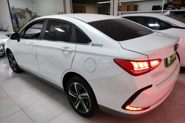 Used BAIC Beijing EU5 2018 R500 Smart Wind Edition