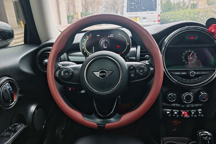 Used MINI MINI 2021 1.5T COOPER Classic Edition
