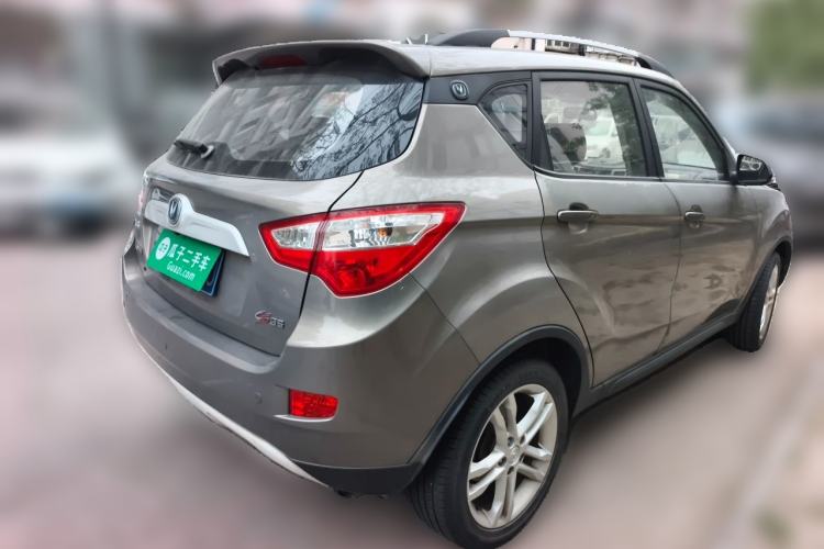 Used CHANGAN CS35 2015 1.6L Manual Luxury Model China IV Standard

