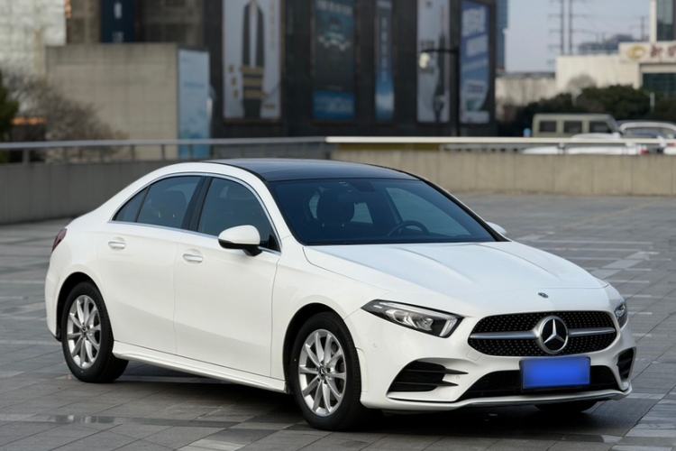 Used Mercedes-Benz A-Class 2021 A 200 L Sport Sedan Fashion Model
