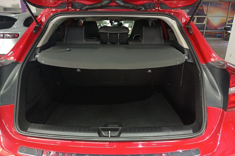 Used Mercedes-Benz GLA 2016 GLA 200 Fashion Model Trunk