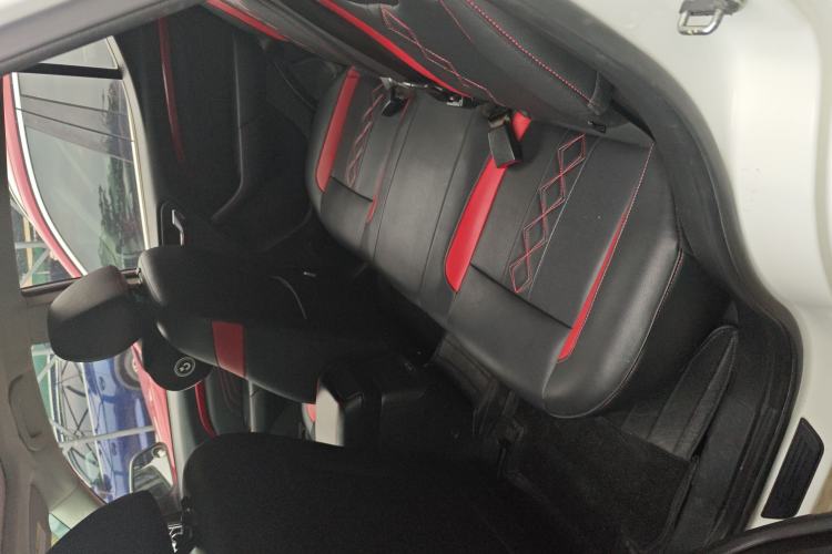 Used Soueast DX3 2018 1.5T SRG Manual Flagship Model Center Console