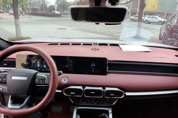 Used JETOUR X70 PLUS 2024 Champion Edition 1.5T DCT Champion PRO 7-Seater